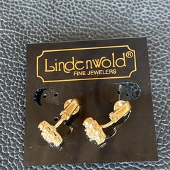 Vtg Lindenwold Fine Jewelers Gold Tone Faced Crystal Rhinestone Cubic Z Clip On