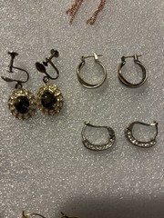 LOT OF 20 EARRINGS ~ASSORTED DANGLING , CLIP ONS, & PIERCED-VINTAGE TO NOW 🔥