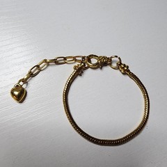 Vintage Gold Toned Snake Chain Bracelet Heart Charm Adjustable 6 to 8 Inches