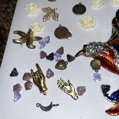 Vintage VICTORIAN CRAFTS JEWELRY Parts Glass Steampunk Metals Rhinestones Lot D
