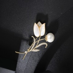 Tulip Flower Brooches For Women Pearl Rhinestone Pin Wedding Party Jewelry