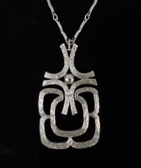 Vintage Bar Link Articulating Necklace Avon Statement Pendant