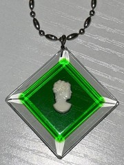 Green Lucite Geometric Cameo Pendant Necklace 24” Mod Art Statement Vintage 80’s