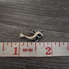 Women’s Silver Toned TRIFARI Earrings Dangle Bird Dove Sparrow Pigeon Vintage