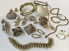 19 -Piece Lot Of Beautiful Costume Jewelry Brooches,Necklace, Earrings QVC/OTHER