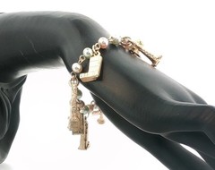 Vintage New York City Landmark Charm Bracelet Gold Tone
