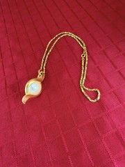 Vtg Opalescent Glass Pendant Necklace Gold Tone Modernist Swirl 18” MCM