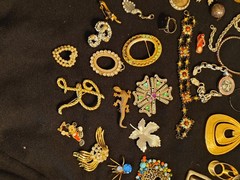 Nice Collection Of Vintage To Mid Modern Costume Jewelry Pieces