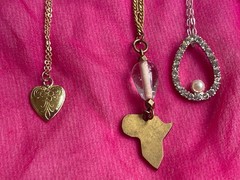 Estate Find All Wearable Pendant Necklaces Jewelry Lot Of 7 Gold /Silver Tone