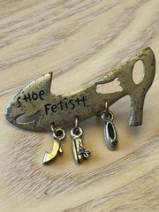 Vintage Shoe (Heel) Women’s Pin