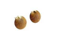 Vintage Christian Dior Women’s Jewelry Gold-Tone Clam Seashell Clip-On Earrings