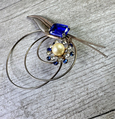 Vintage Artistic Silver Tone Brooch Faux Pearl Colbalt Rhinestone Cluster Circle