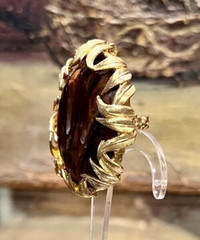 D&E Juliana Book Piece Venus Flames Brown Oval Quartz High Domed Cab Brooch/Pen