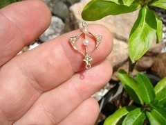 antique 14K gold seed pearl birthstone Lavalier Pendant charm wind dangle drop