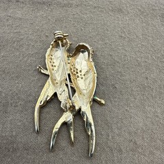 Vintage Enamel And Rhinestone Love Birds On A Branch Pin Brooch Gold Tone