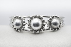 Vintage Navajo Sterling Silver Beaded Triple Dome Cuff Bracelet 925 32 g