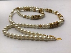 Vtg Necklace 1928 Brand Cultura Glass Faux Pearls 35” Weighs 2.9oz Opera Length
