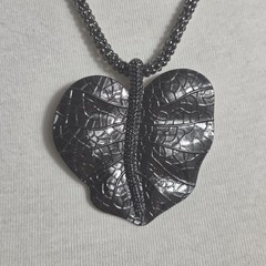 Gunmetal Gray Hammered Metal Heart-Shaped Leaf Pendant Necklace