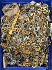 10 Pounds Unsorted Jewelry Making Lot Some Wearable Resell Mixed In Junk Tangled