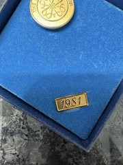 Vintage Avon Presidents Club 1981 Gold Seller Sellers Lapel Pin