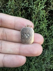 GORGEOUS Antique Victorian 10K Gold rose cut diamond Locket