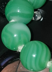 Vtg Chinese Export Peking Glass Necklace 28.5″ Swirled Faux Jade Silver Clasp