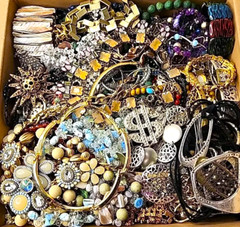 10 Pound Lbs Unsearched Huge Lot Jewelry VTG Vintage Modern Junk & Wear Tangled
