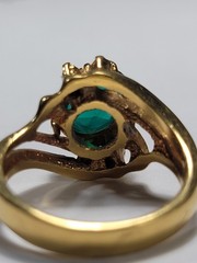 Vintage 14KGE Plate Imitation Emerald Solitaire Clear Stone Accents Fashion Ring