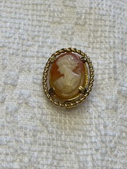 Vintage Cameo pendant