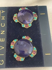 Bijoux Givenchy Clip EARRINGS DEEP PURPLE CABOCHON Green Purple Rhinestone *Read