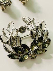 JULIANA D & E Book Piece Set; Gray & Clear Rhinestone Brooch & Earrings 1960’s