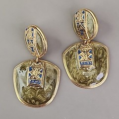 Vintage Berebi Clip On Earrings Dangle Green Enamel Asian Gold Tone 2″