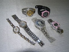 Estate Lot of 6 Silvertone Mixed Metal Clear Black & Pink Plastic Digital & Not