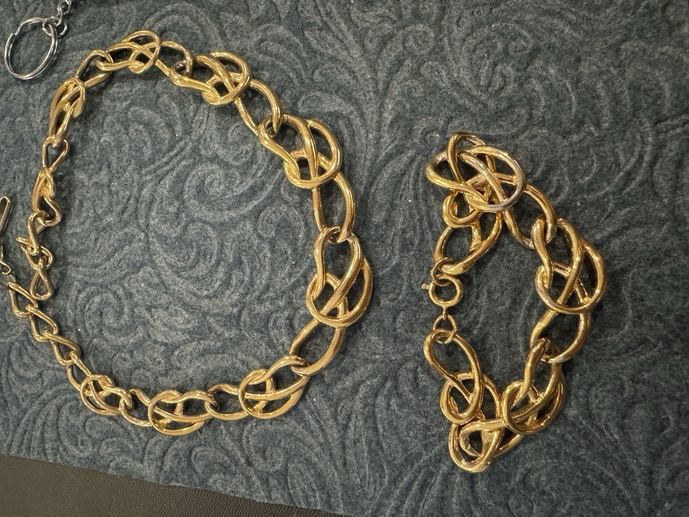 Unmarked Chunky Statement Runway Choker Necklace + Bracelet Set Gold Tone Chain