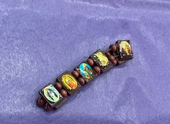 Mixed Lot Vintage & Current Costume Jewlery. Very Good Condition. All Wearable.