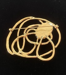 Vintage AVON 1992 Golden Web Purple Cabochon Pin/Brooch & Earrings Set-Excellent