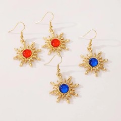 Bohemian Vintage Zinc Alloy Sun Drop Earrings with Green Stone