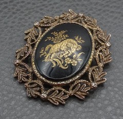 Vintage Aries Zodiac Cameo Ram April May Birthday Convertible Brooch Pendant