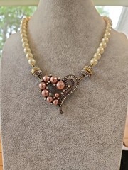 Heidi Daus Pink Pearl & Crystal MAGNETIC pendant From the Snap Apart Collection