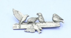 1999 M. Bastin Vintage Pin Brooch Pewter Cast 5 Birds At A Feeder