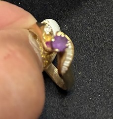 Vintage Style ring features a gold band with a prominent purple stone 14 ct Gold