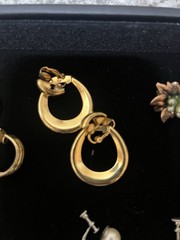 20 Pair Vintage Clip On EarRings Various Styles Colors Materials As Pictured 01