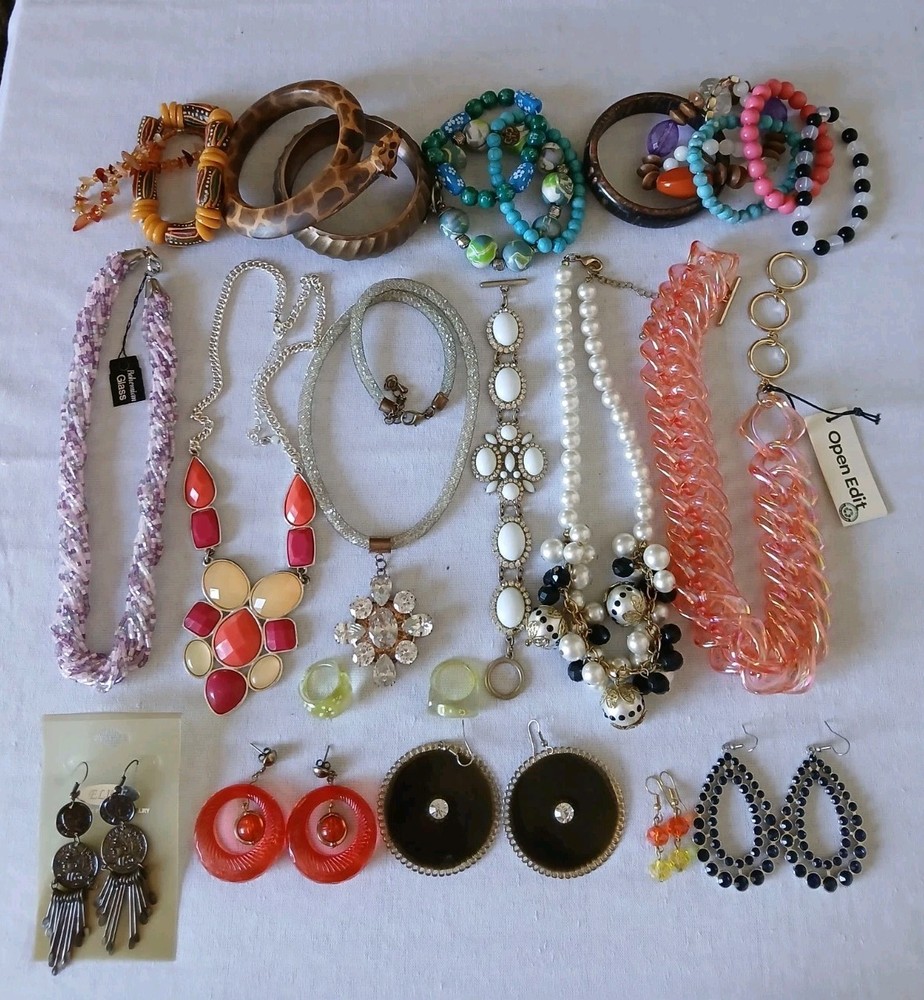 Estate Jewelry Lot Signed Unsigned 26 pc