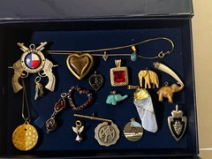 Vintage Necklace PENDANT LOT Various (20 Pieces) A+