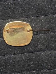 Vintage Signed AMITA JAPAN Black Gold Plated Damascene Engrave Design pin Brooch