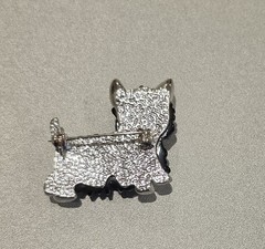 Vintage Black Enamel Scottish Terrier Dog Brooch Pin W Rhinestone Eyes