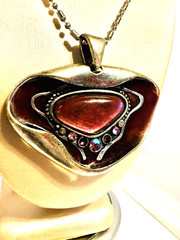 Vintage Unique Salvador Dali Technique Red Jasper 24″ Melt Down Pendant Necklace