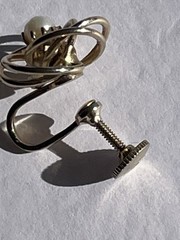 Vintage Gold Tone Pearl Love Knot Screw-Back Earrings