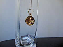 VINTAGE 1980s STARS & SLEEPY MR CRESCENT MOON GOLD TONE PENDANT MADE IN USA