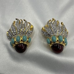 NWOT ‘94 Eternal Flame Elizabeth Taylor for Avon Clip on Earrings. Box /Dust Bag